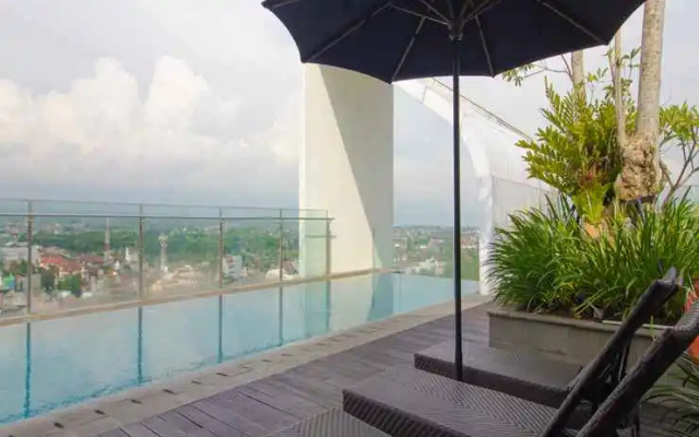 The Cabin Apartment Unit 9B07