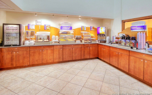 Holiday Inn Express & Suites Roswell