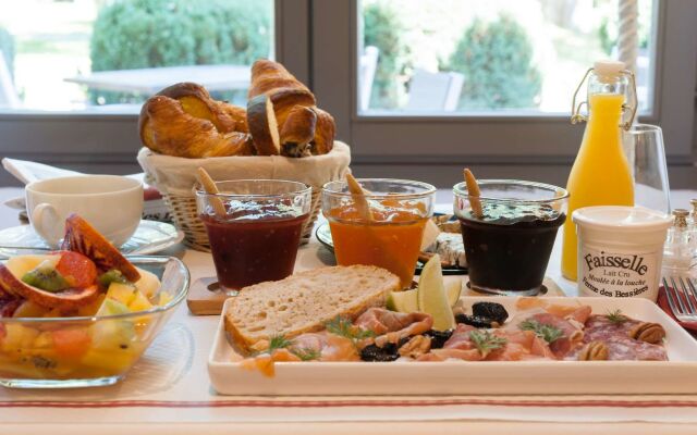 Logis Hôtel Le Parc de Geoffroy