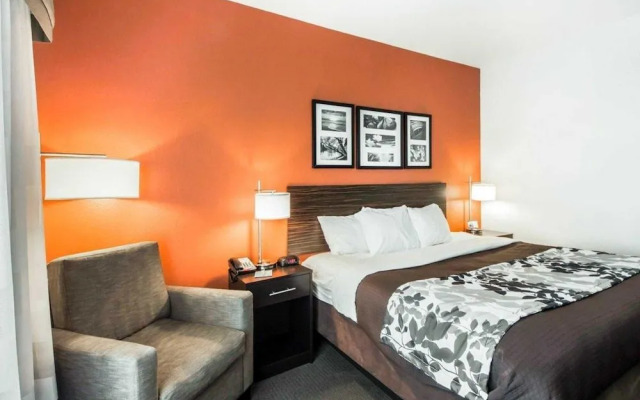 Sleep Inn & Suites Hennessey North