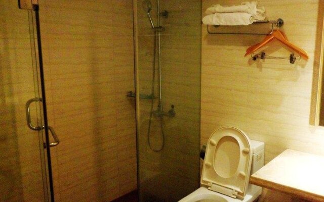 Zhenghao Business Hotel – Bathroom – Qingyuan