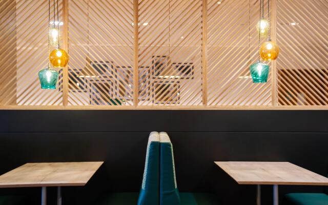 Holiday Inn Stevenage by IHG