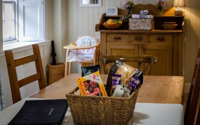 Kirk Wynd Cottage - Traditionally Charming