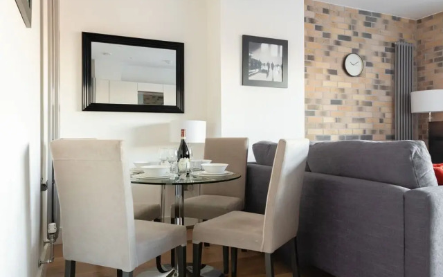Platinum Apartment in Central Camden 9984