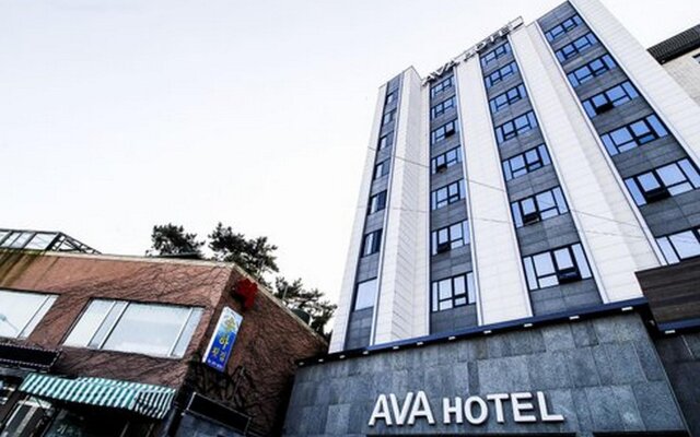 Ava Hotel