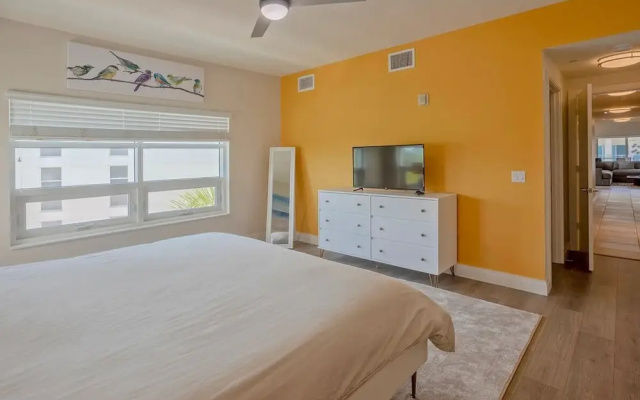 Crescent Condos by Beachside Management