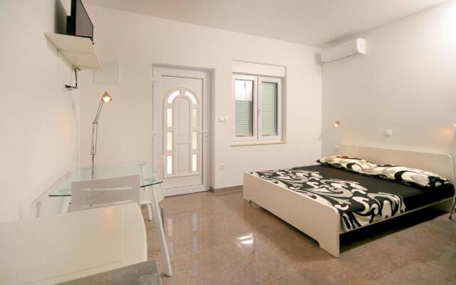Apartments Parcela