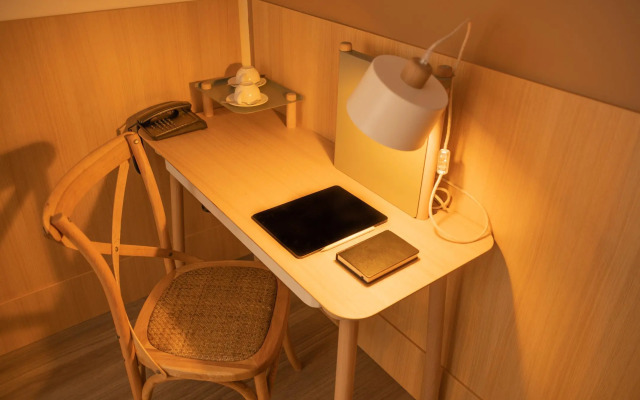 CALM Appart' & Hostel