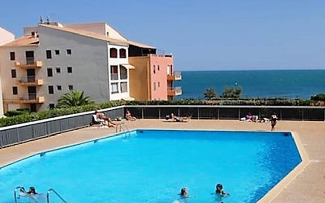 Studio in Agde, With Private Pool and Furnished Terrace - 50 m From th