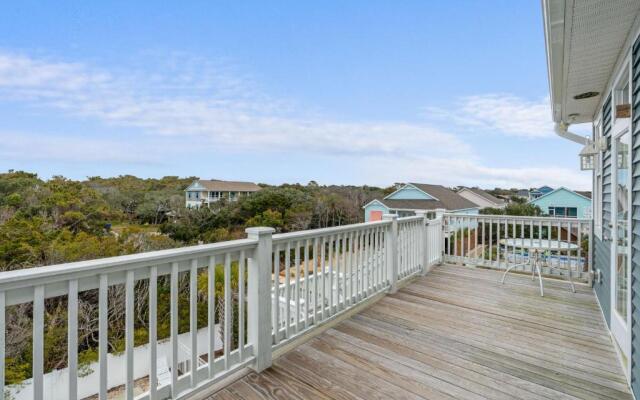 Alpha Breeze by Oak Island Accommodations