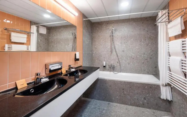 Hunguest Hotel Repce