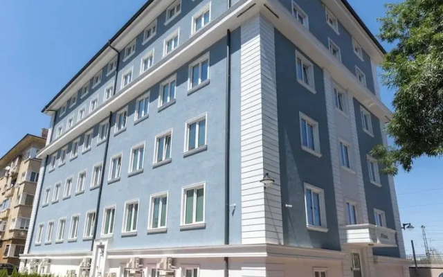 Millennia Hotel