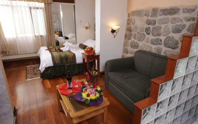 Del Prado Inn