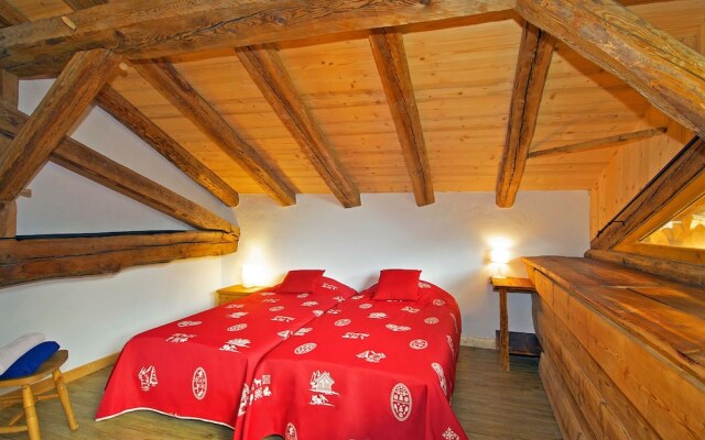 Pretty Chalet With Sauna & Skiing Nearby