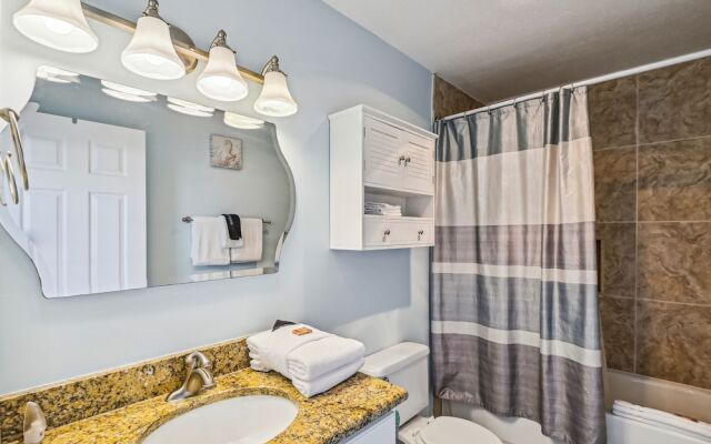 Sandpiper Cove 8112 Studio Bedroom Condo by RedAwning