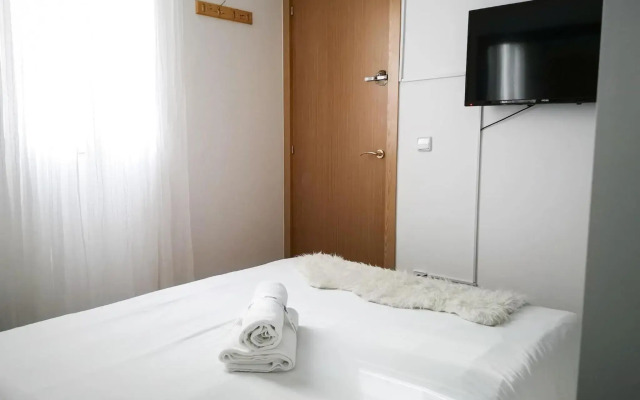 Apartamentos Day Madrid BALLESTA Centro Gran Via Sol Malasaña