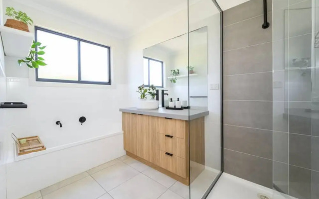 Your Ocean Oasis Ocean Country Views Spa Pet Friendly Fireplace