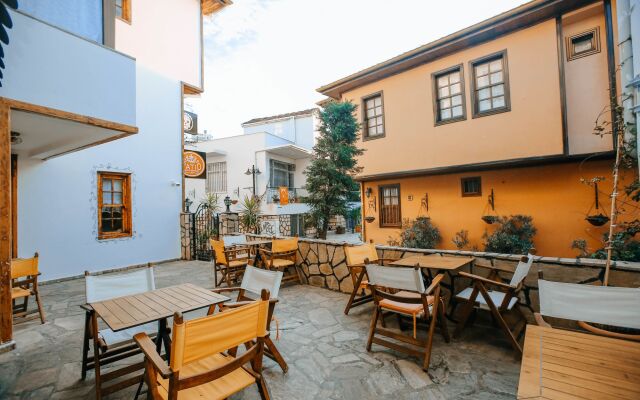 Patio Hotel