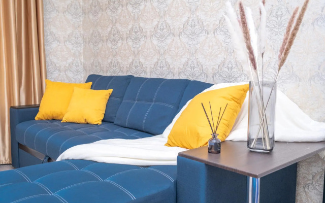 Comfort apartments on Razvedchik Akhmerova Street 3