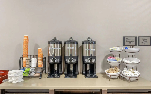 Country Inn & Suites by Radisson, Charlottesville-UVA, VA