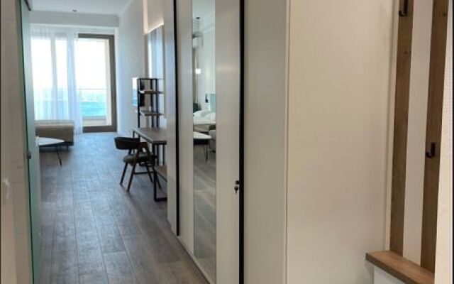 Skyplaza Apartments-Intourist