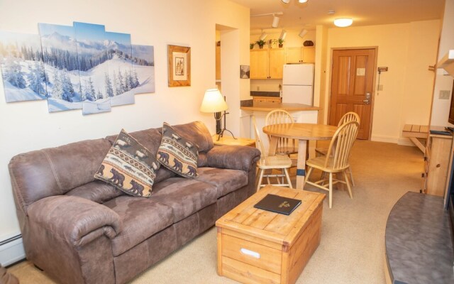 8176 Silver Mill 2 Bedroom Condo by RedAwning