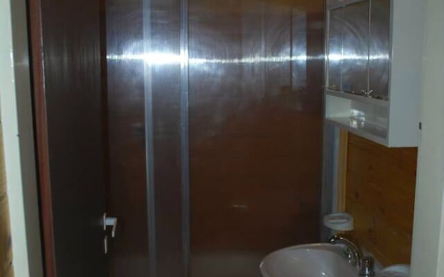 Sasha Motel Familiar