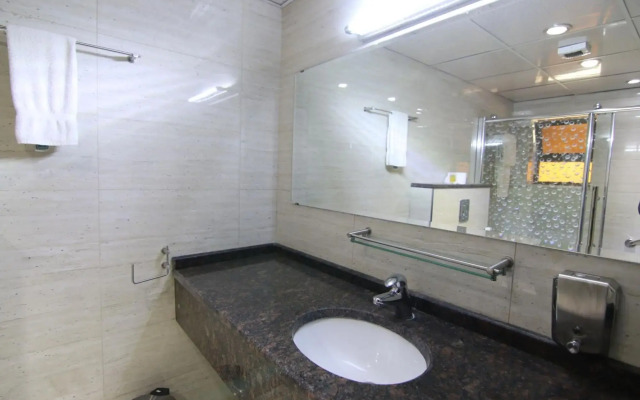 Qaser AlSultan Hotel Suites