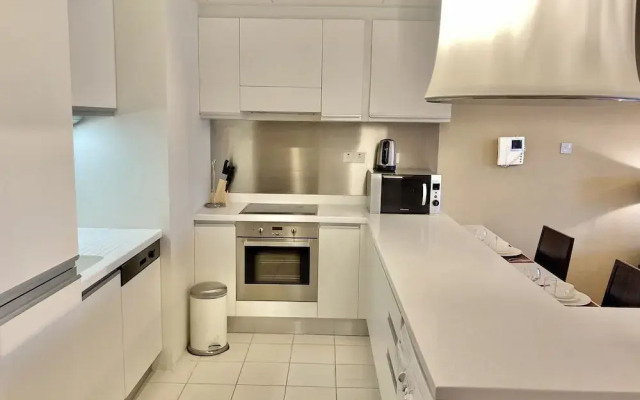 SuperHost- Classy Apt With Incredible Partial Fountain View I Address Dubai Mall
