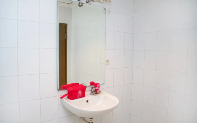 Zen Rooms Raya Juanda