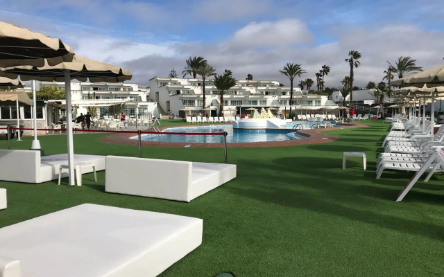 Vista Oasis