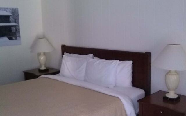 New River Inn and Cabins
