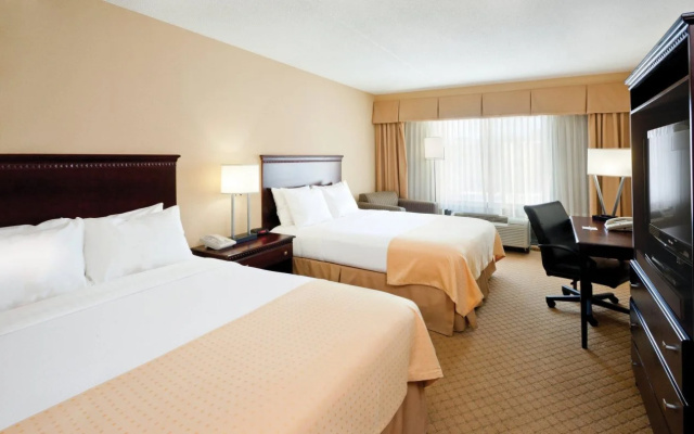 Holiday Inn East Windsor - Cranbury Area by IHG