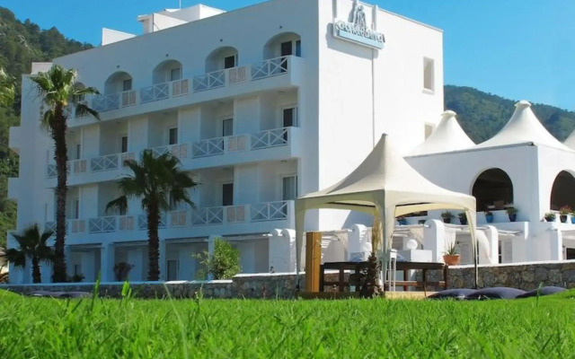 Casa Blanca Beach - Adults Only