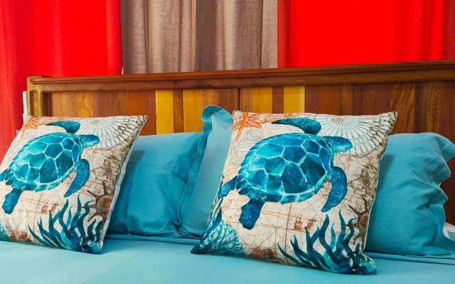 MT Seaside Apartment