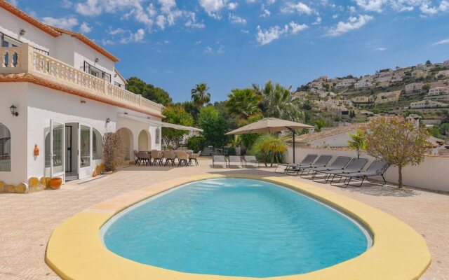Tranquil Holiday Home in Moraira With Private Pool