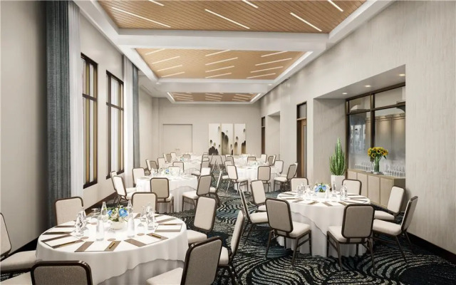 Tempo by Hilton Savannah Historic District