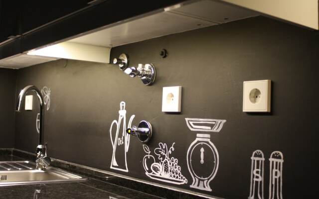 N1 Hostel Apartments & Suites