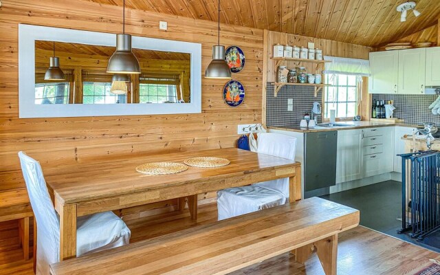 Nice Home in Stavang With 4 Bedrooms