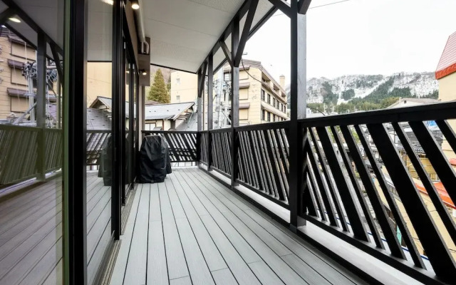 Tanuki Luxury Apartments
