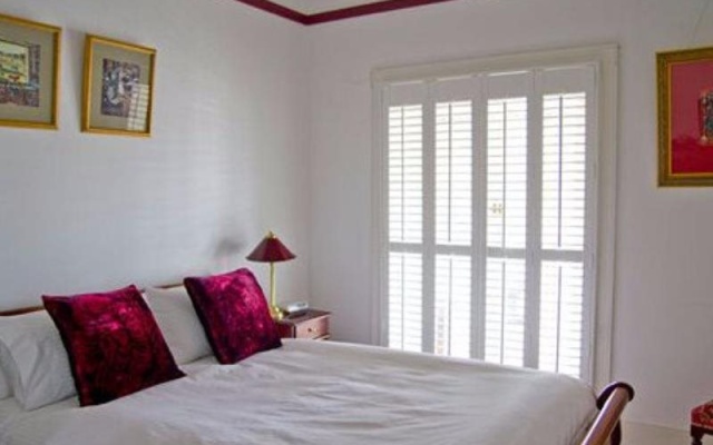 Willunga House – Guest Rooms – Adelaide