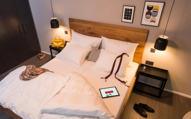 Timehouse Service Apartment