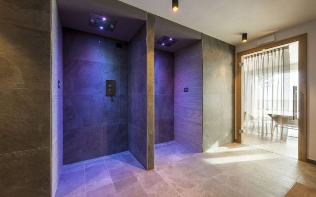 Chalet Aster