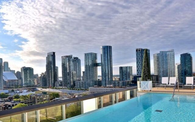 1 Hotel Toronto