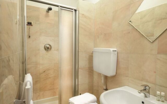 Anzolo Palace - Rooms & Apartments