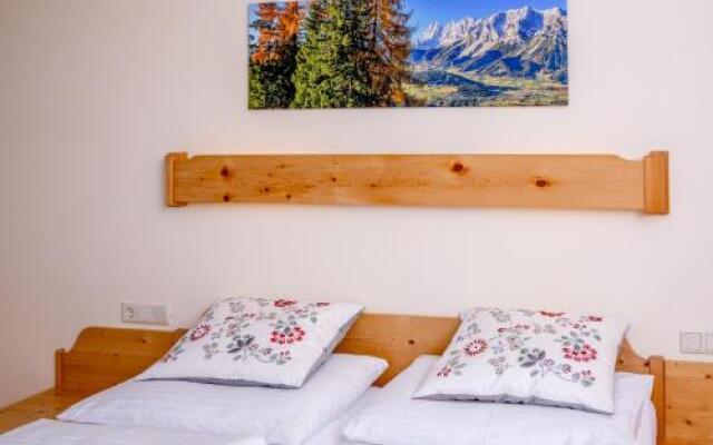 Landhaus Birgbichler - Appartements in Ramsau am Dachstein