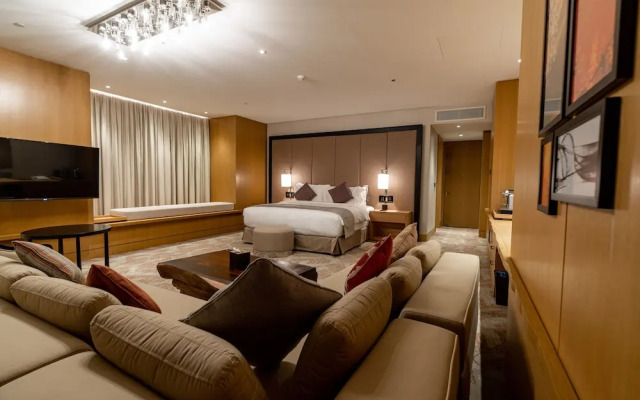 The O Hotel