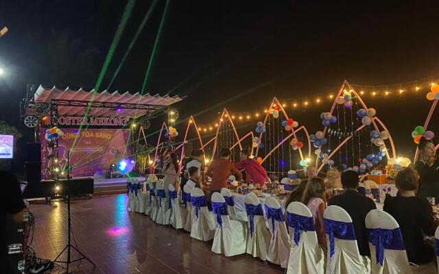 Rooster Mekong Garden & Villas