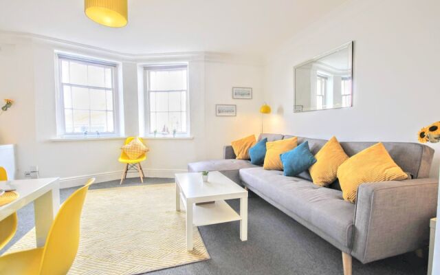 The Skye Seaview Apartment