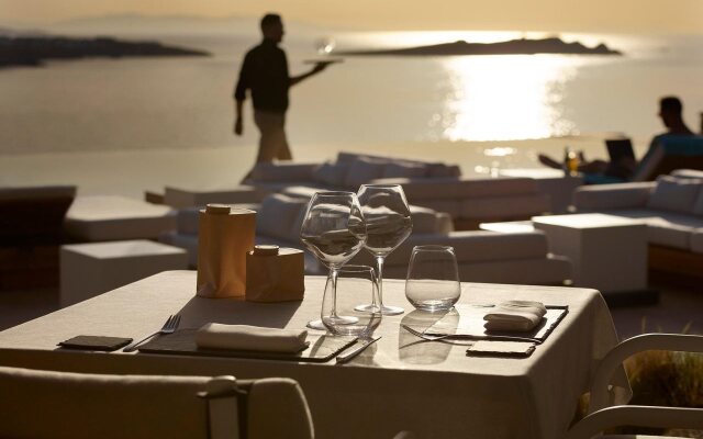 Bill&Coo Mykonos Hotel